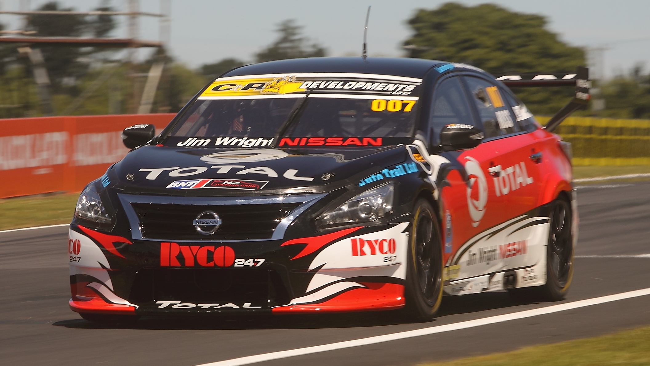 Ross holds position as team saves weekend | Talk Motorsport