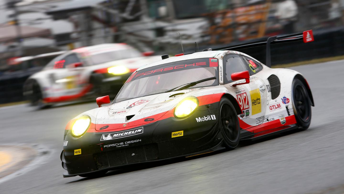 Bamber and Dixon take on the 'Roar' this weekend | Talk Motorsport