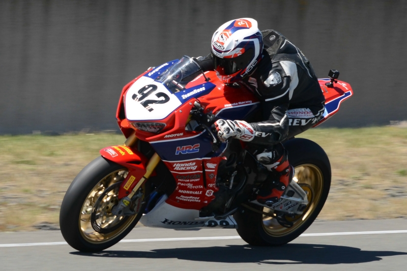 Damon Rees Racing Action-packed start to Superbike nationals | Talk Motorsport