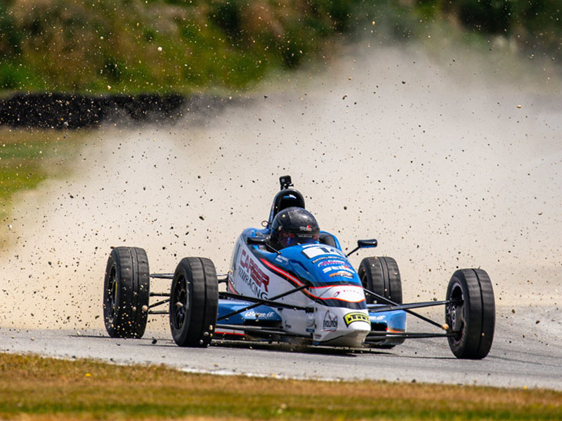 Billy Frazer fires and falters in Formula Ford at Teretonga Park | Talk ...