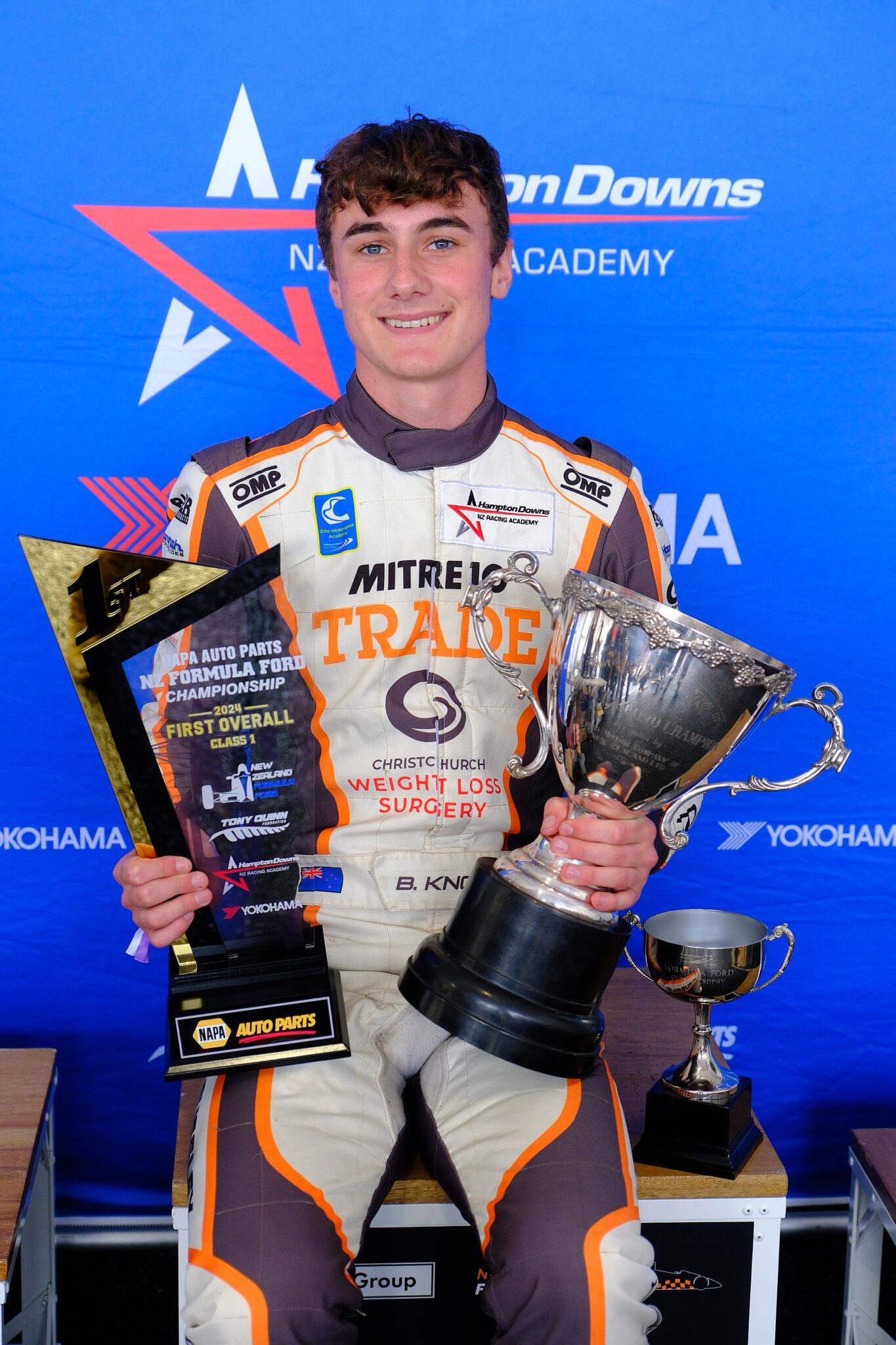 Knowles wins NZ Formula Ford title at closely fought round in Taupo ...