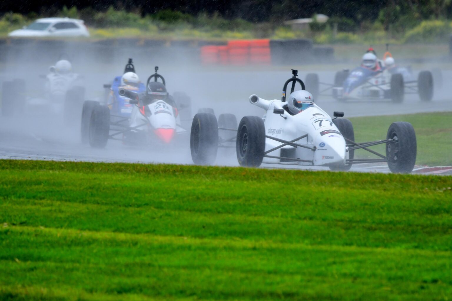 Terratonga Track Another exciting season of motorsport at Teretonga Park | Talk Motorsport