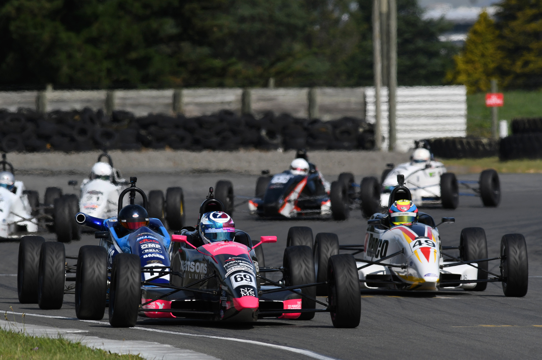 Pressure on drivers to perform as South Island Formula Ford hits ...